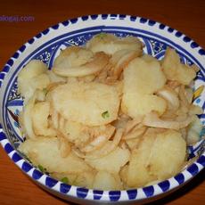 Brza salata od krompira i luka